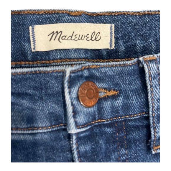 Madewell Mid-Rise Kick Out Jeans - Picture 10 of 10